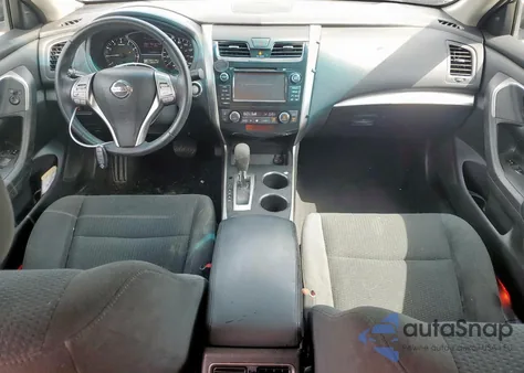 2015 Nissan Altima 2.5 z USA, uszkodzony, nr VIN 1N4AL3AP4FC436520